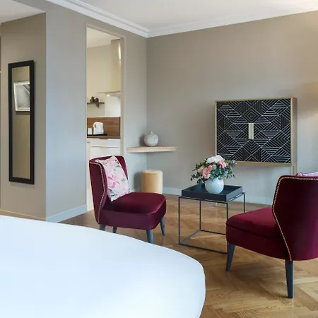Warwick Reine Astrid - Aparthotel Lyon