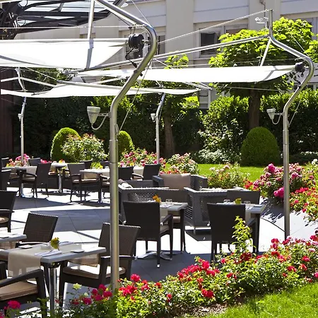 Warwick Reine Astrid - Aparthotel 4*