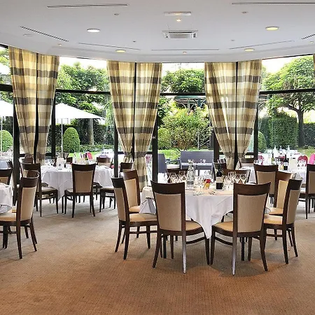 Warwick Reine Astrid - Aparthotel
