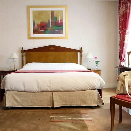 Aparthotel Warwick Reine Astrid - Lyon