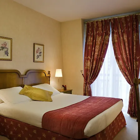 Aparthotel Warwick Reine Astrid -