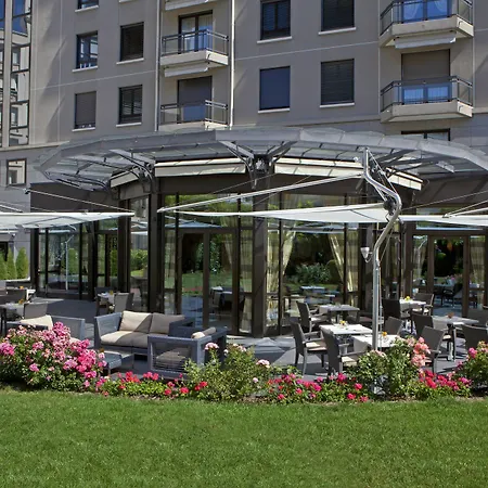 Warwick Reine Astrid - Aparthotel Lyon