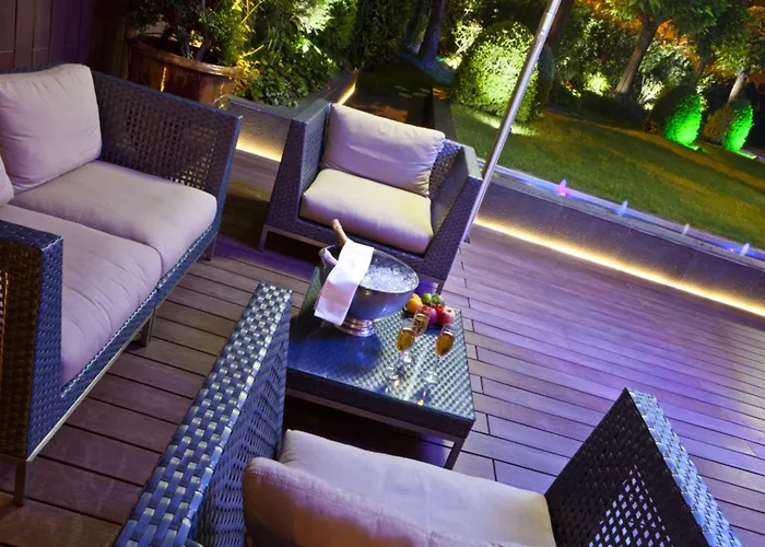 Warwick Reine Astrid - Aparthotel