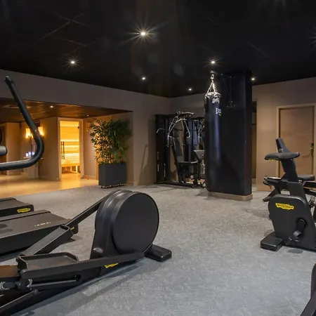 Aparthotel Warwick Reine Astrid - 4*