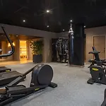 公寓式酒店 里昂华威雷奥斯特公寓式酒店 4*