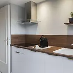 里昂华威雷奥斯特公寓式酒店 公寓式酒店 4*