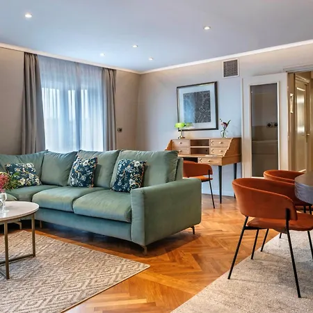 Warwick Reine Astrid - Appart hôtel