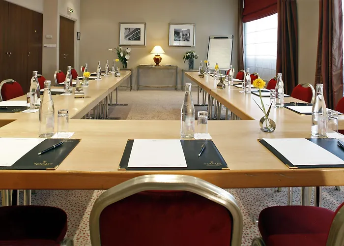 Apartahotel Warwick Reine Astrid -