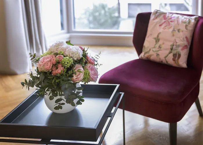 Apartahotel Warwick Reine Astrid - 4*