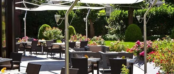 Apartahotel Warwick Reine Astrid - Lyon