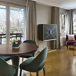 Warwick Reine Astrid - 4* Lyon